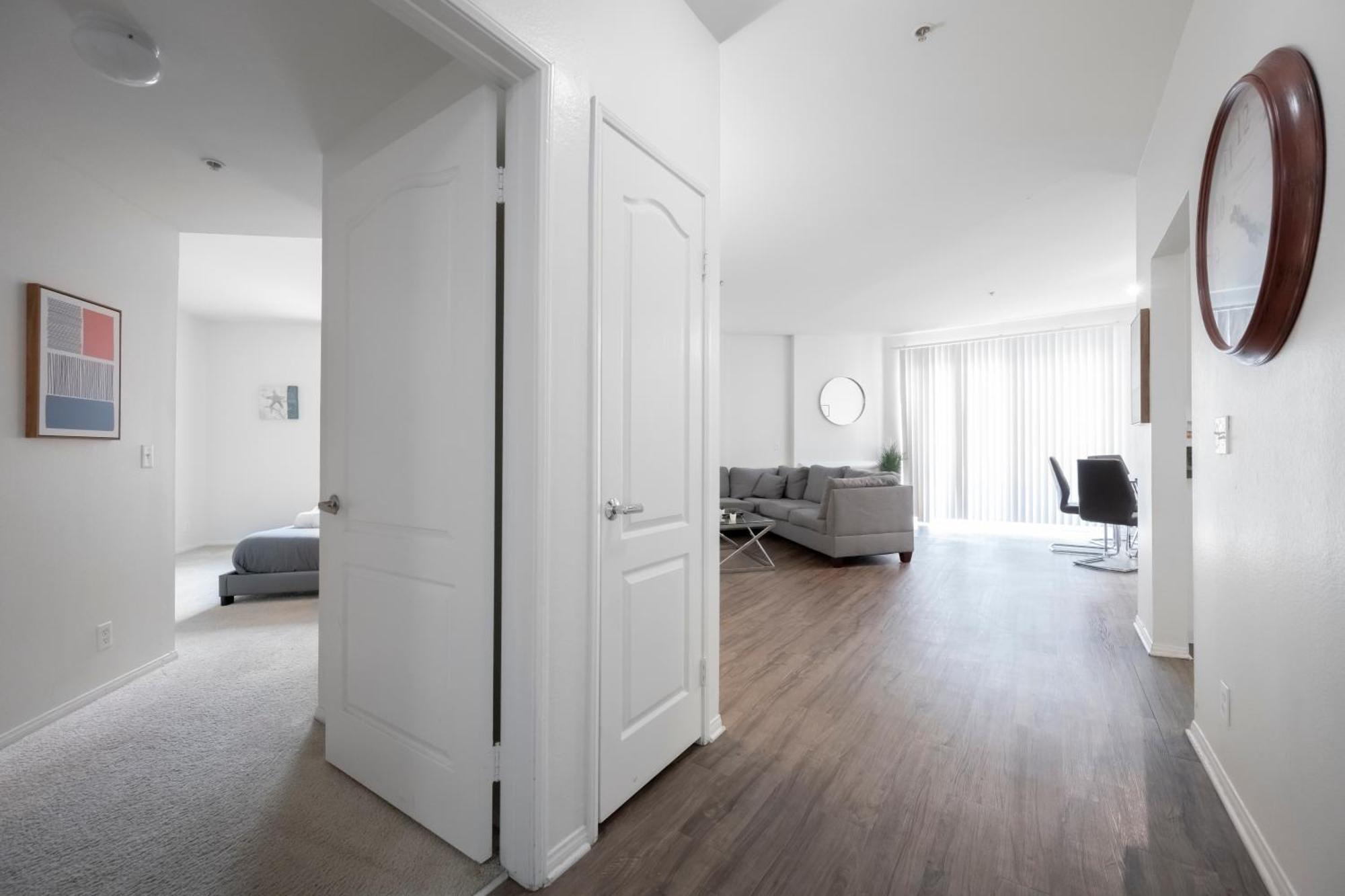 Hotel a capsule Cozy Management In Mdr Los Angeles